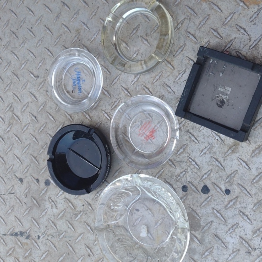 Vintage Ash Tray lot